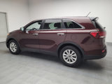 Used 2020 Kia Sorento LX image 3