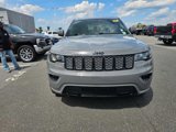 Used 2020 Jeep Grand Cherokee Altitude image 3