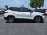 Used 2023 Kia Seltos S image 3
