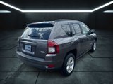 Used 2017 Jeep Compass Latitude image 5