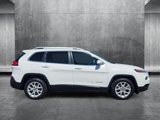 Used 2017 Jeep Cherokee Latitude w/ Comfort/Convenience Group image 4