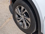 Used 2023 Buick Envision Essence image 5