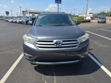 Used 2013 Toyota Highlander Plus image 2