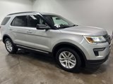 Used 2018 Ford Explorer XLT image 2