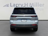 New 2025 Jeep Grand Cherokee Altitude image 5
