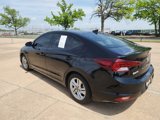 Used 2020 Hyundai Elantra SEL image 2