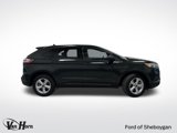 Used 2024 Ford Edge SE image 2