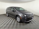 Used 2022 Chrysler Voyager LX image 5