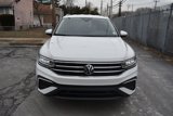 Used 2024 Volkswagen Tiguan SE image 3