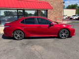Used 2020 Toyota Camry SE image 2