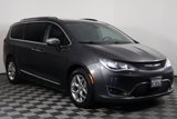 Used 2019 Chrysler Pacifica Limited image 3