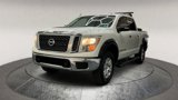 Used 2018 Nissan Titan SV image 3