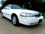Used 2007 Lincoln Town Car Signature image 3