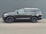 Used 2023 Lincoln Navigator Reserve image 2