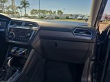 Used 2022 Volkswagen Tiguan SE image 6