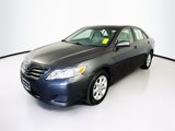 Used 2011 Toyota Camry LE image 3
