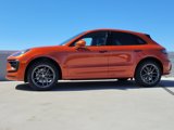 Certified 2024 Porsche Macan image 2