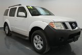 Used 2008 Nissan Pathfinder SE w/ Leather Pkg image 2
