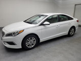 Used 2017 Hyundai Sonata SE image 2
