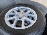 Used 2022 Chevrolet Equinox LT image 2