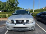 Used 2013 Nissan Frontier SV image 2