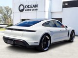 Used 2023 Porsche Taycan image 3