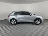 Used 2019 Audi Q3 2.0T Premium Plus image 3