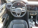 Used 2021 Volkswagen Atlas Cross Sport SEL Premium image 2