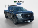 Used 2017 Nissan Titan S image 4