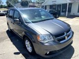 Used 2018 Dodge Grand Caravan SXT image 3
