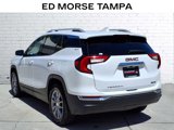 Used 2024 GMC Terrain SLT image 3