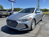 Used 2017 Hyundai Elantra SE image 5