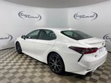 Used 2023 Toyota Camry SE image 4
