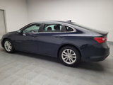 Used 2017 Chevrolet Malibu LT image 3