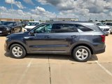 Used 2022 Kia Sorento LX image 2