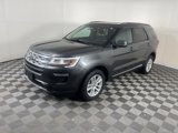 Used 2018 Ford Explorer XLT image 4