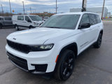 Used 2023 Jeep Grand Cherokee L Laredo image 5