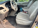 Used 2013 Toyota Sienna XLE image 2