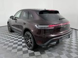 Certified 2025 Porsche Macan image 3