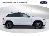 Used 2020 Jeep Grand Cherokee Trailhawk w/ Premium Lighting Group image 2