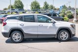 Used 2023 GMC Terrain SLE w/ Driver Convenience Package image 4