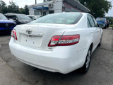 Used 2011 Toyota Camry LE image 6