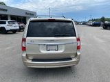 Used 2013 Chrysler Town & Country Touring-L w/ Driver Convenience Group image 4