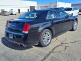 Used 2022 Chrysler 300 Touring image 3