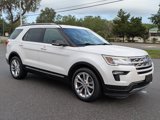 Used 2018 Ford Explorer XLT w/ Equipment Group 202A image 2