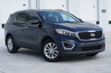Used 2017 Kia Sorento LX w/ LX Convenience Package image 2