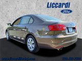 Used 2011 Volkswagen Jetta SE image 3