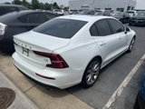 Used 2020 Volvo S60 T5 Momentum image 4