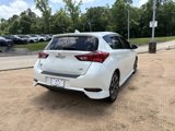 Used 2018 Toyota Corolla iM image 3