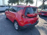 Used 2022 Kia Soul LX image 4